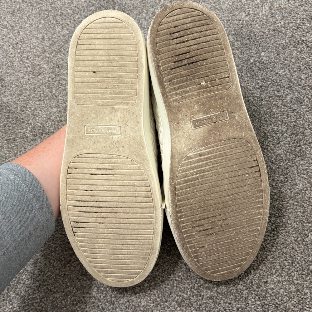 Tory Burch Quilted Cream Sneakers - Picture 7 of 7